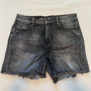 Judy Blue Washed Black Frayed Hem Denim Shorts